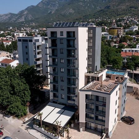 N Hotel Sutomore Eksteriør billede